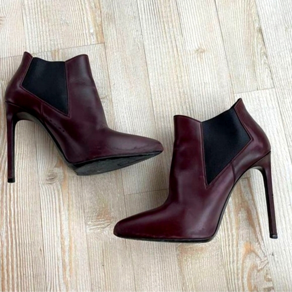 𝅺Saint‎ Laurent Paris Stiletto Ankle Boots - Picture 2 of 11